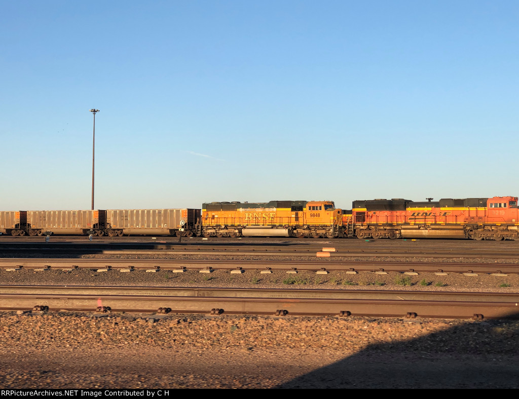 BNSF 9848/9219